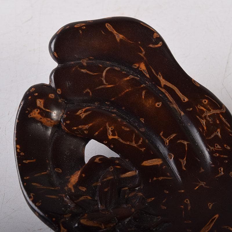 中国　書道具　唐木瘤木製　葉形　墨置　筆置　V　8033