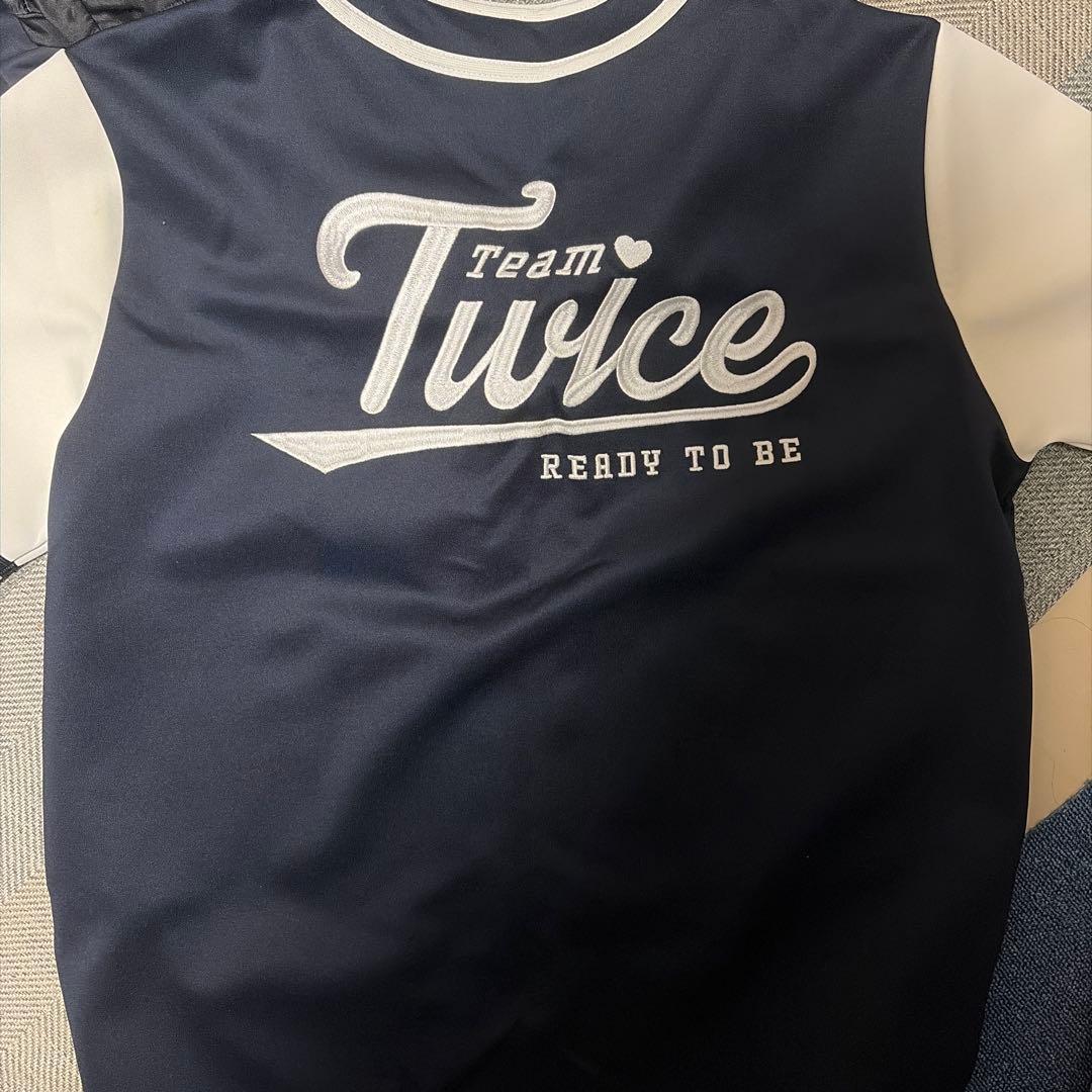 37 MINA ロゴ入り Tシャツ ネイビー