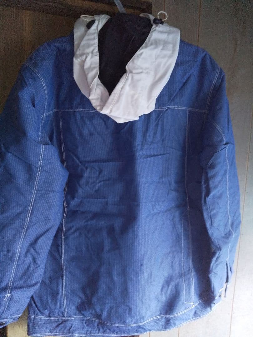 新品タグ付 オンヨネOUTER JACKET サイズ L