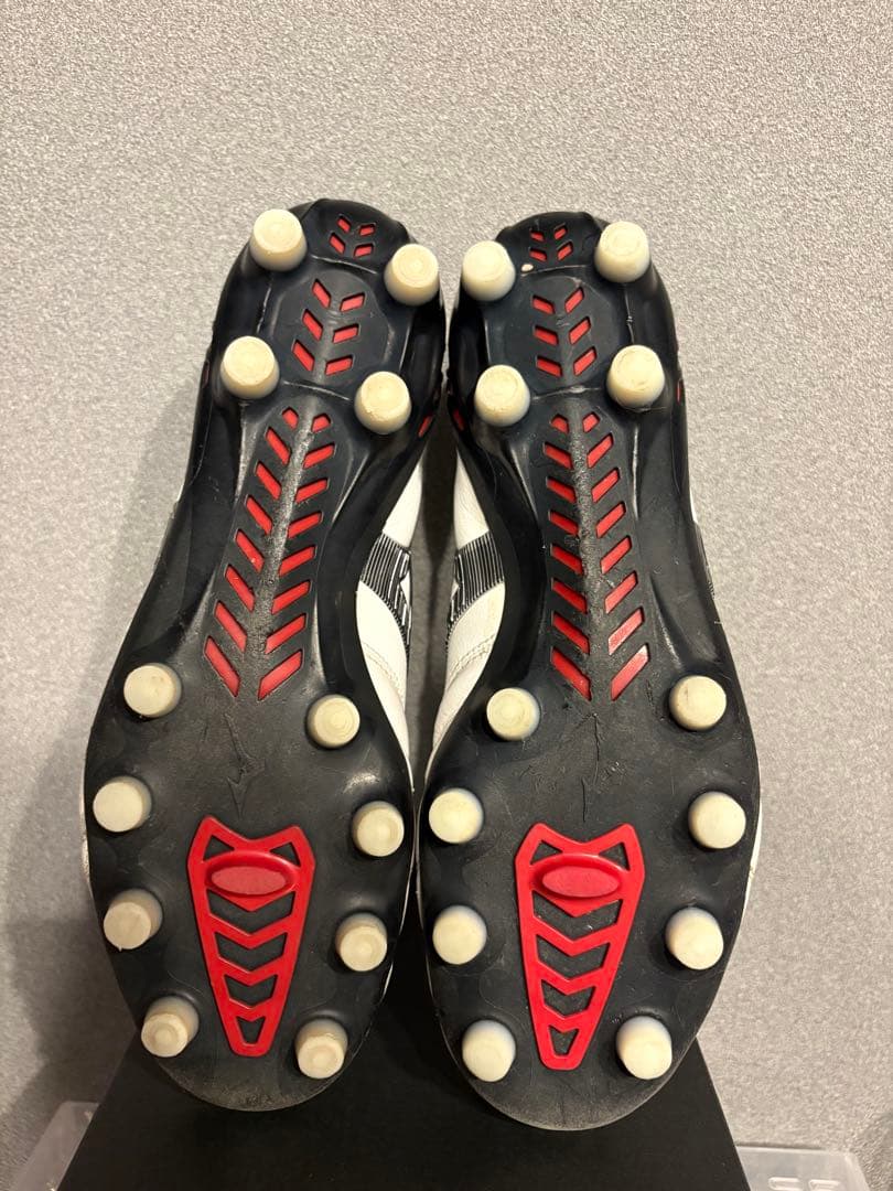 ミズノ　サッカースパイク　モレリアネオIII Japan