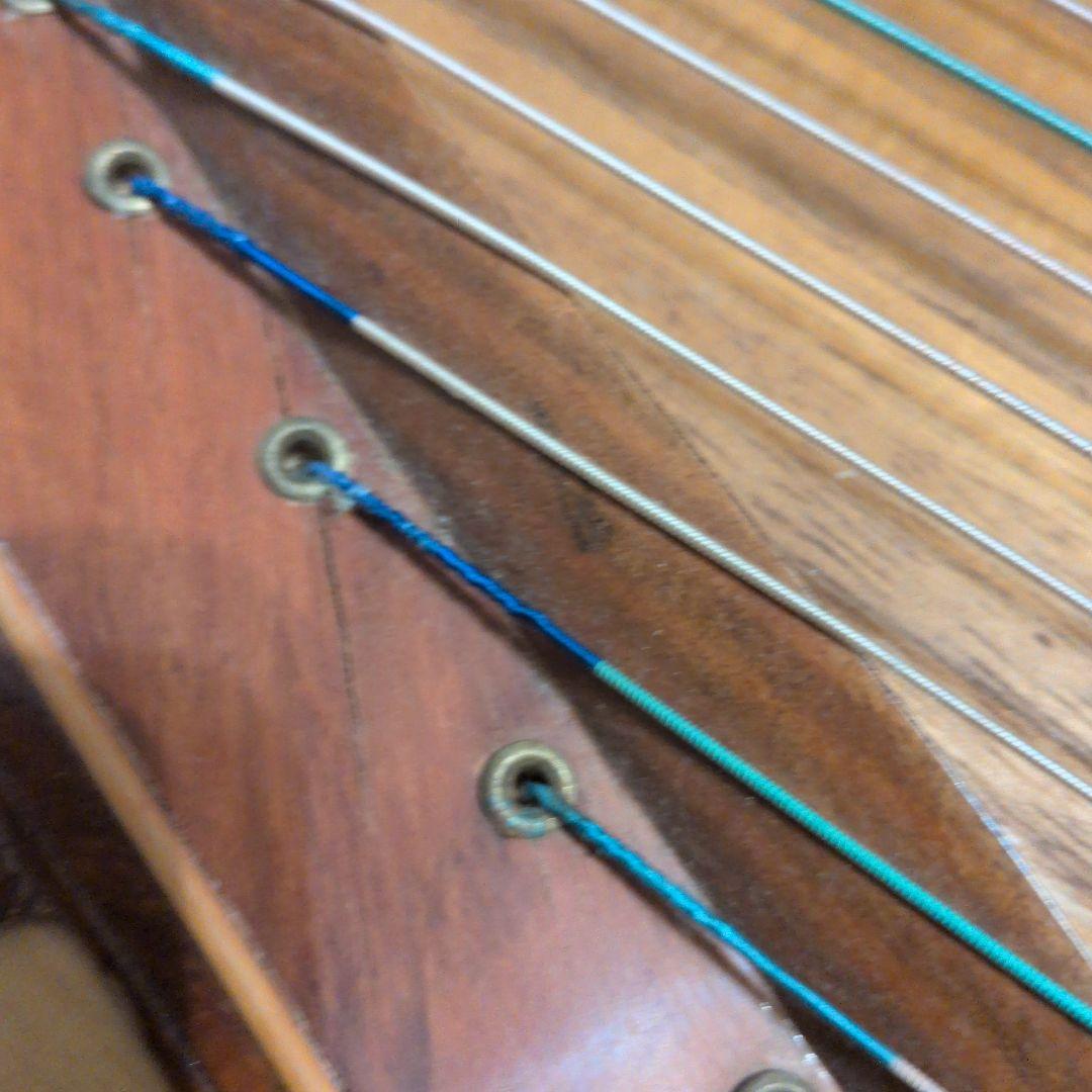 ブロッコリー　古筝　中国楽器　緑のケース付き 本体ケース爪替線譜面台付