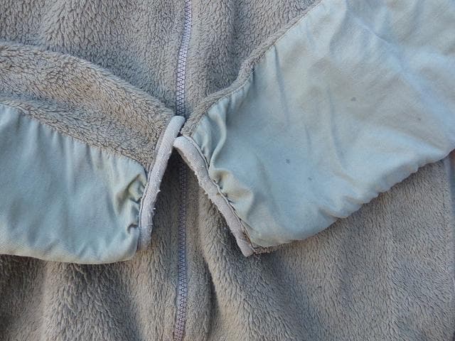 米軍実物　ポーラテックフリースジャケット　M-R　コヨーテ ECWCS　150