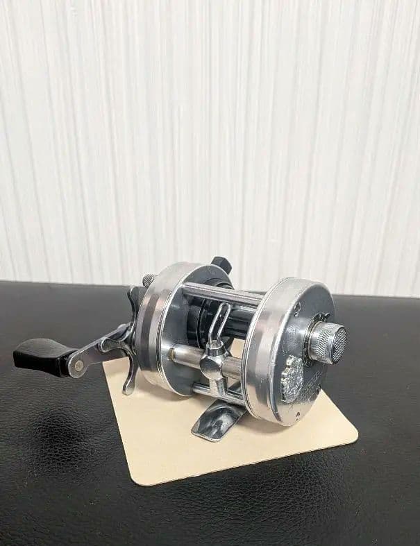 美品 Abu Garcia abu2500c アブ 2500C アンバサダー