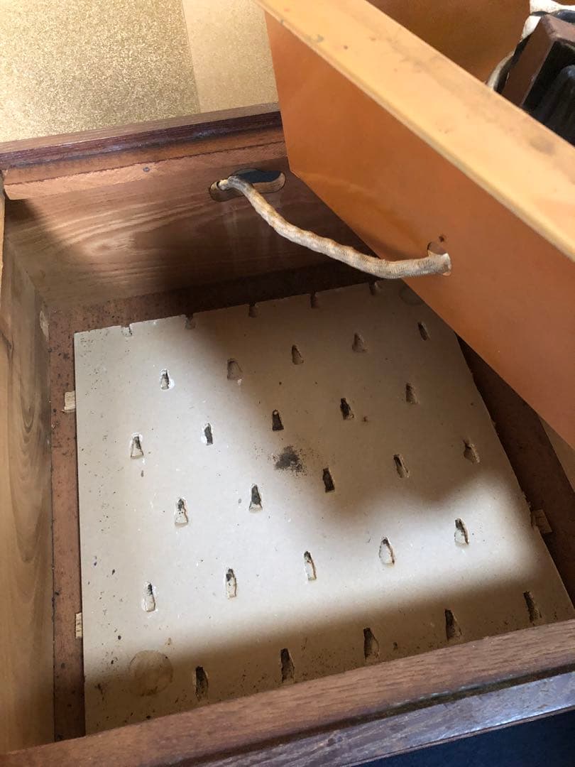 《R》茶道具 置炉 コード穴付 野々田式炭型電熱器付 1f