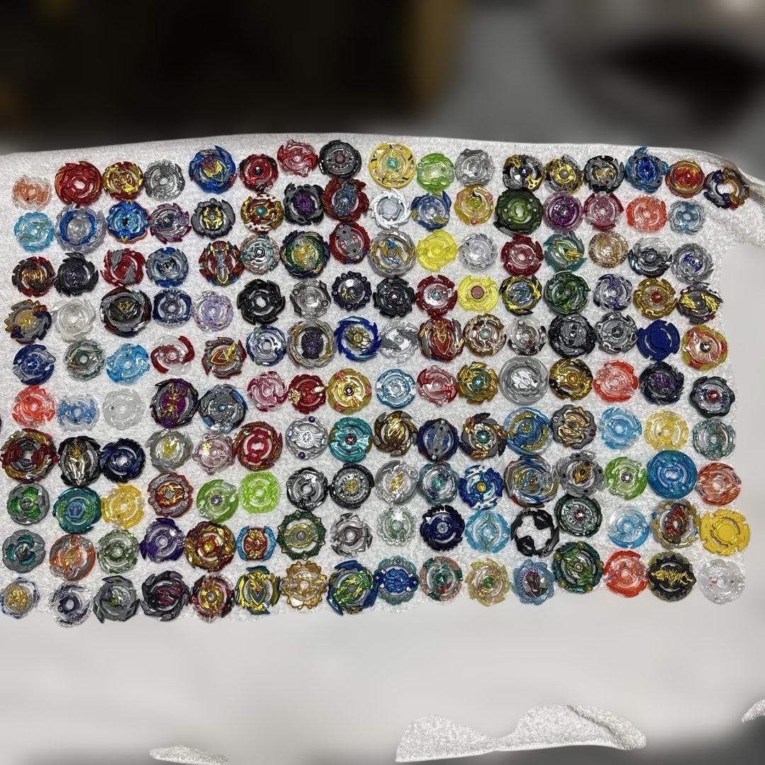 ベイブレード　まとめ売り　初代　バースト　X ベイブレードバースト　150個以上