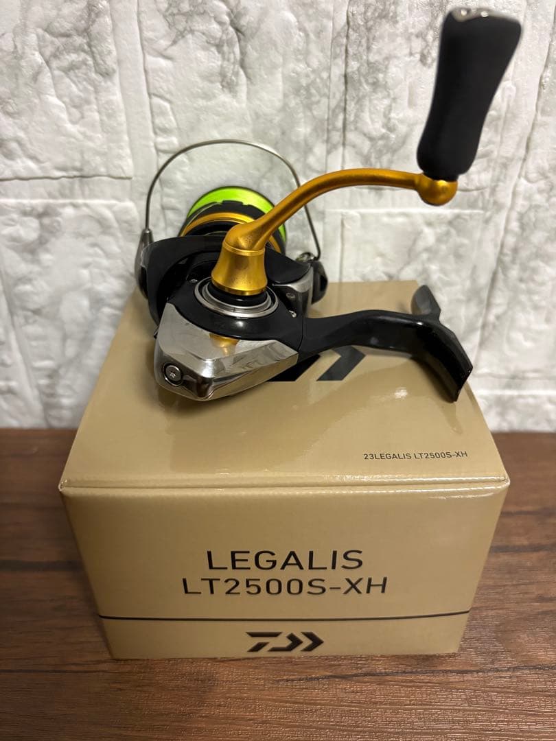 ダイワ　レガリスLT2500S-XH 美品