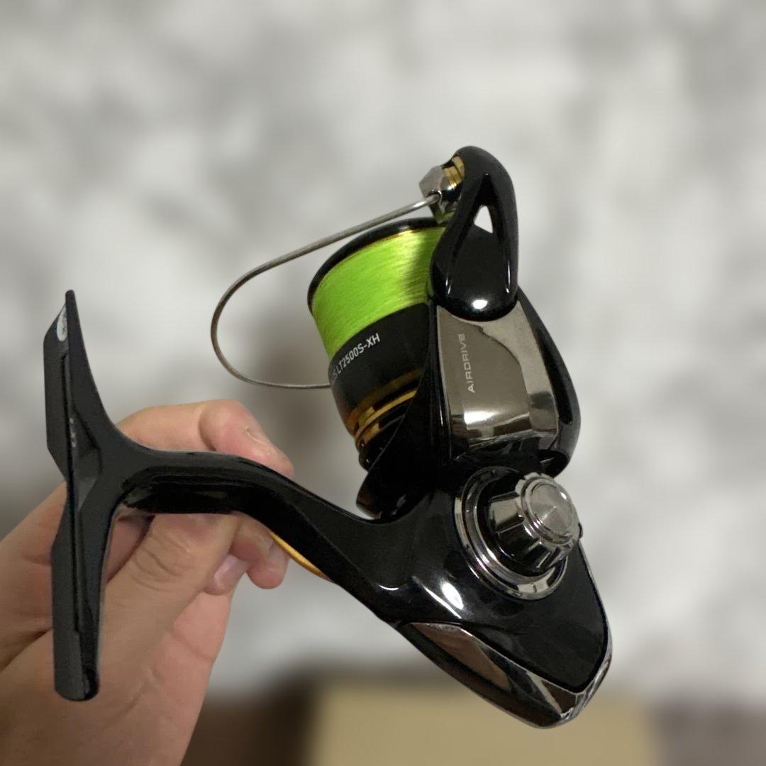 ダイワ　レガリスLT2500S-XH 美品