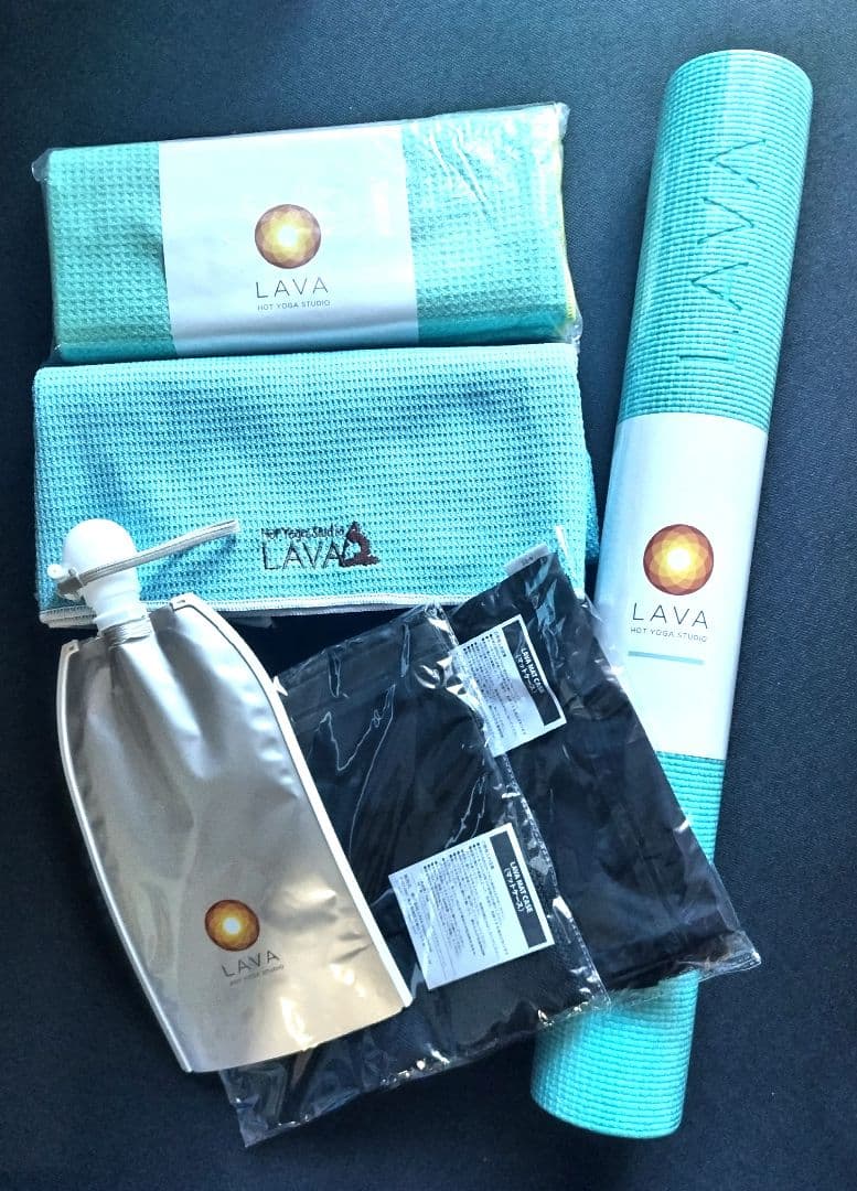 LAVA ラバ　マット、マットケース×2、ラグ×2、水素水バッグ×1