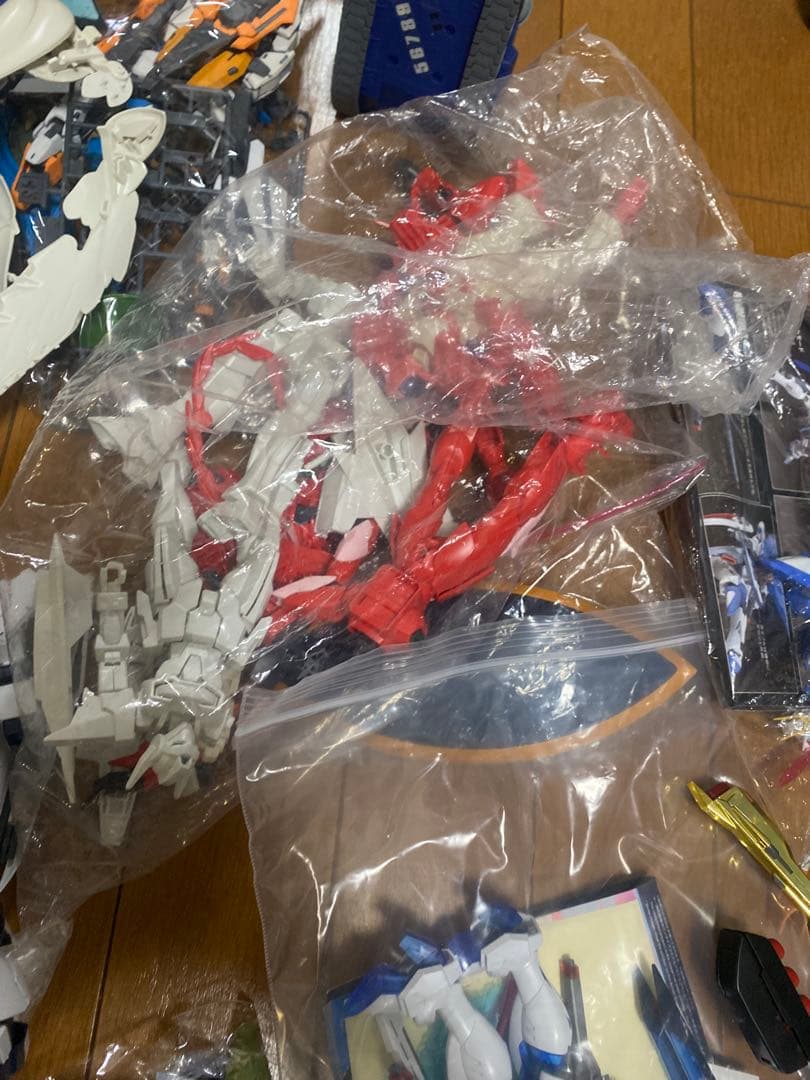 ガンプラ　hg mg 大量　まとめ売り　フィギュア　エヴァなど　武器パーツ