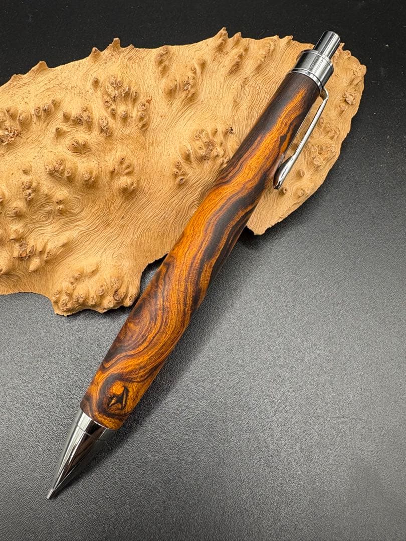 547極上　デザートアイアンウッド瘤杢　木軸シャーペン　ボールペン