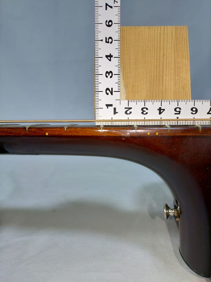 Guild JF4-NT　 製造年1990年〜1993年頃 専用ハードケース付属