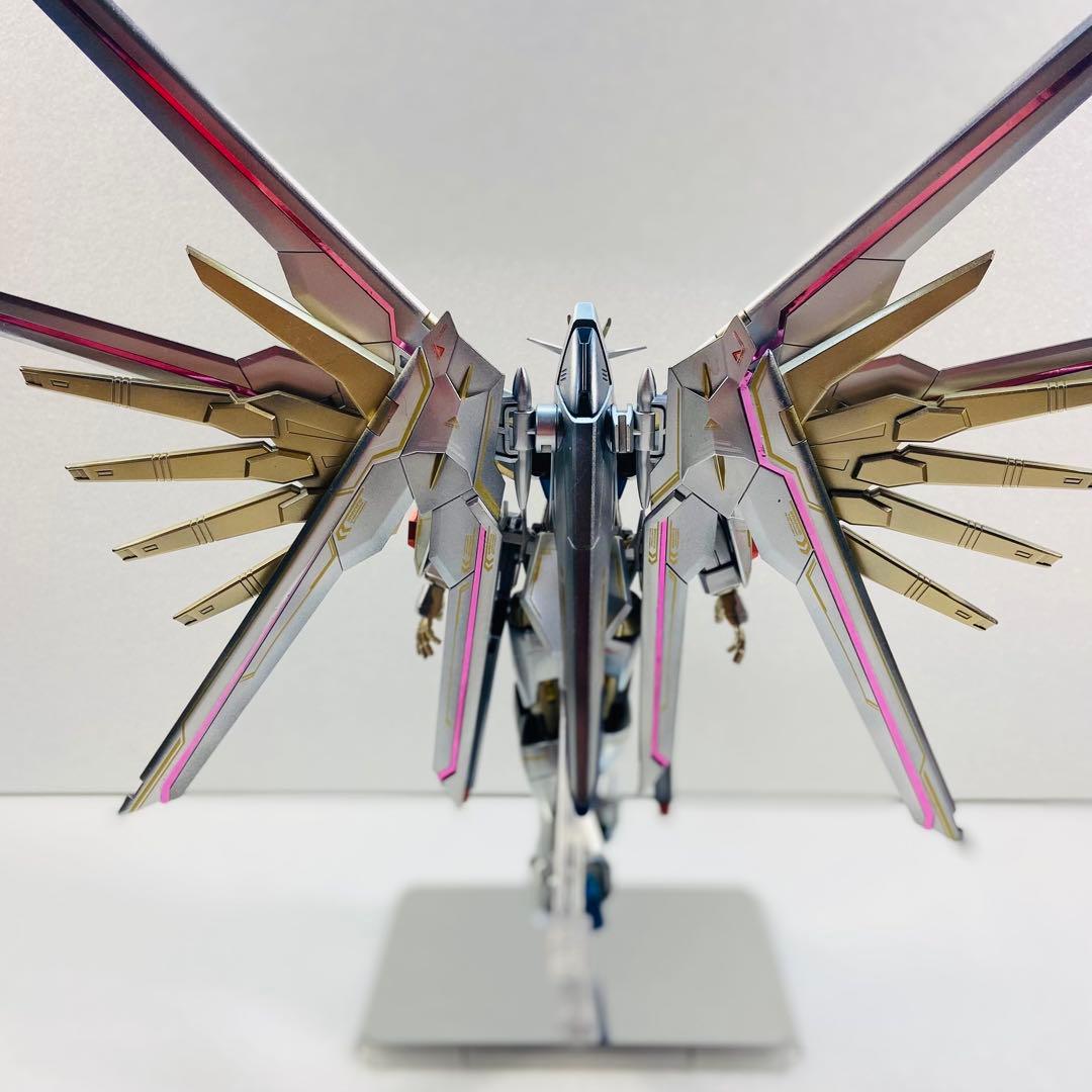 HG マイティーストライクフリーダムガンダム 全塗装 完成品 ガンプラ 塗装済み