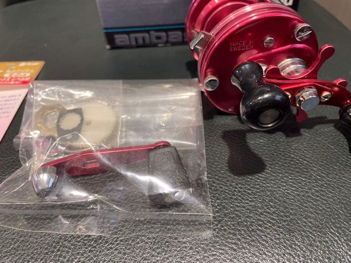 Abu classic REPLICA RED 5000C 中古