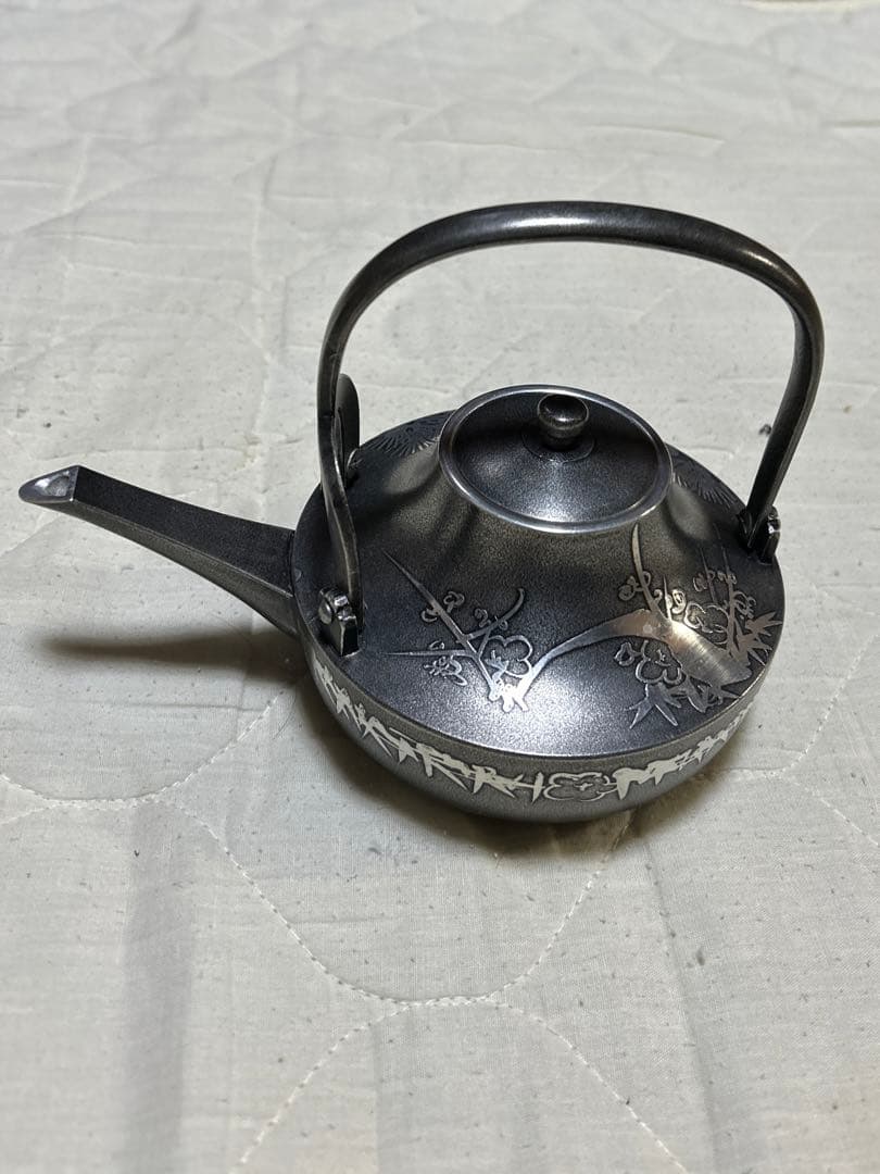 骨董品　急須　銀色　永信堂造