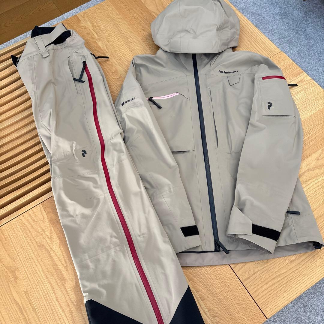 ichikawaさま専用お値下げ‼️peak performance超美品‼️