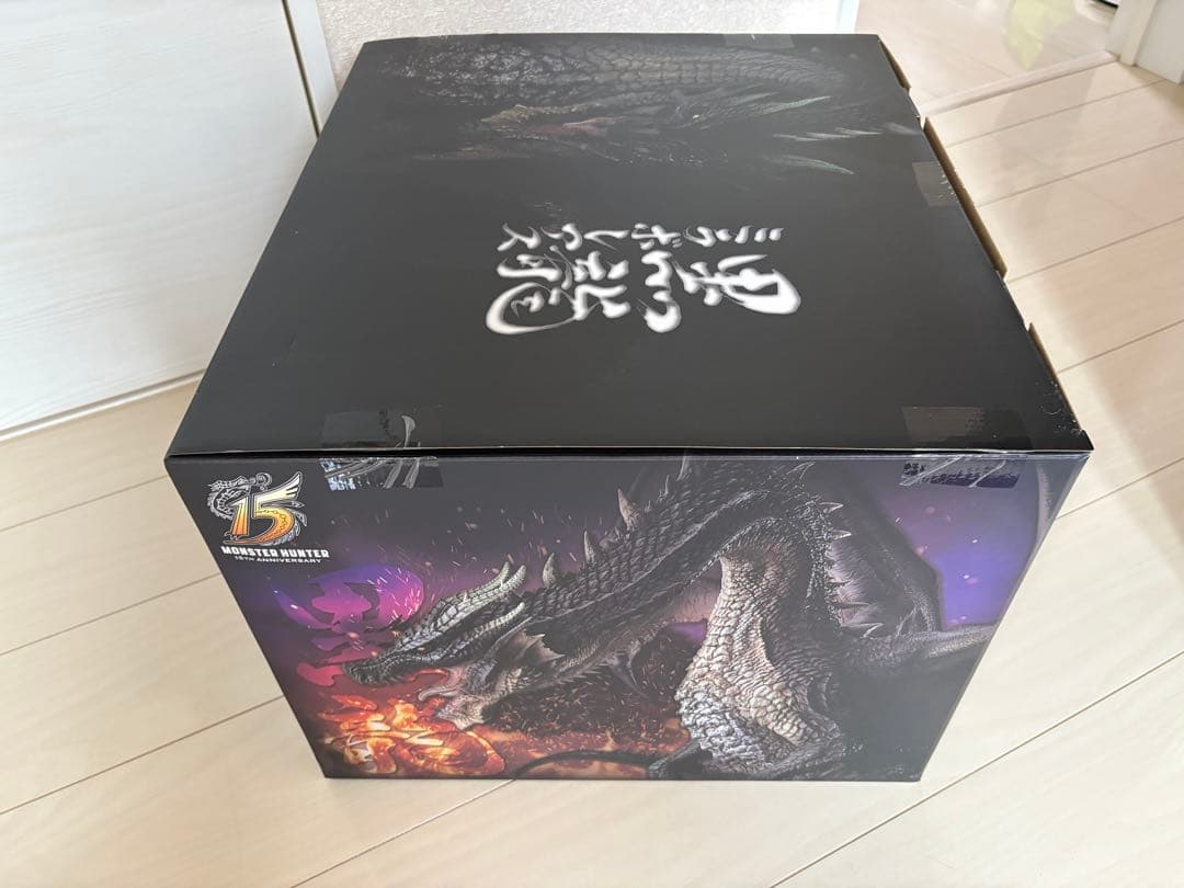 ミラボレアスフィギュア　クリエイターズモデル