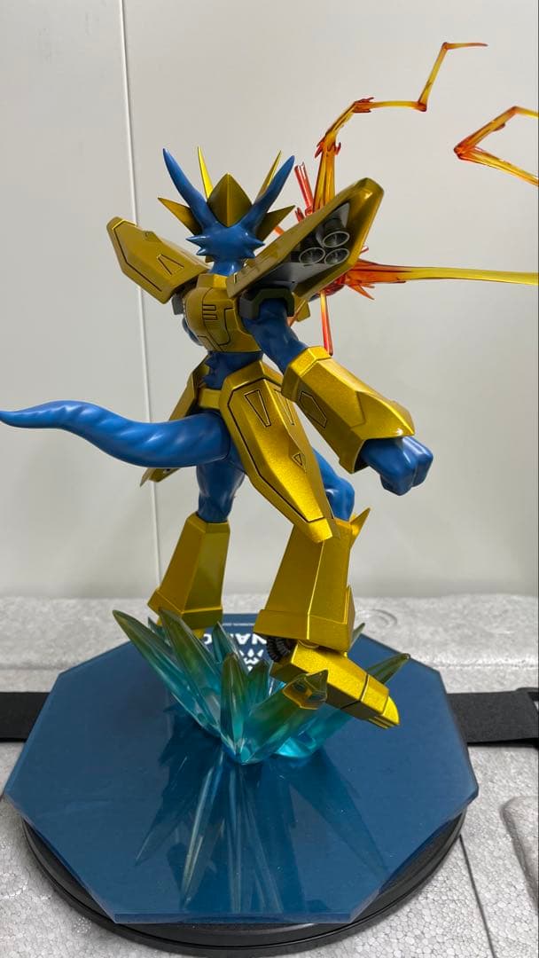 デジモンマグナモンスタチュー