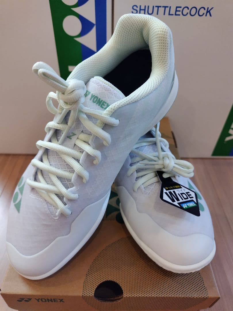 YONEX　バドミントンシューズ　エアラスZワイド　W/グリーン　26.5