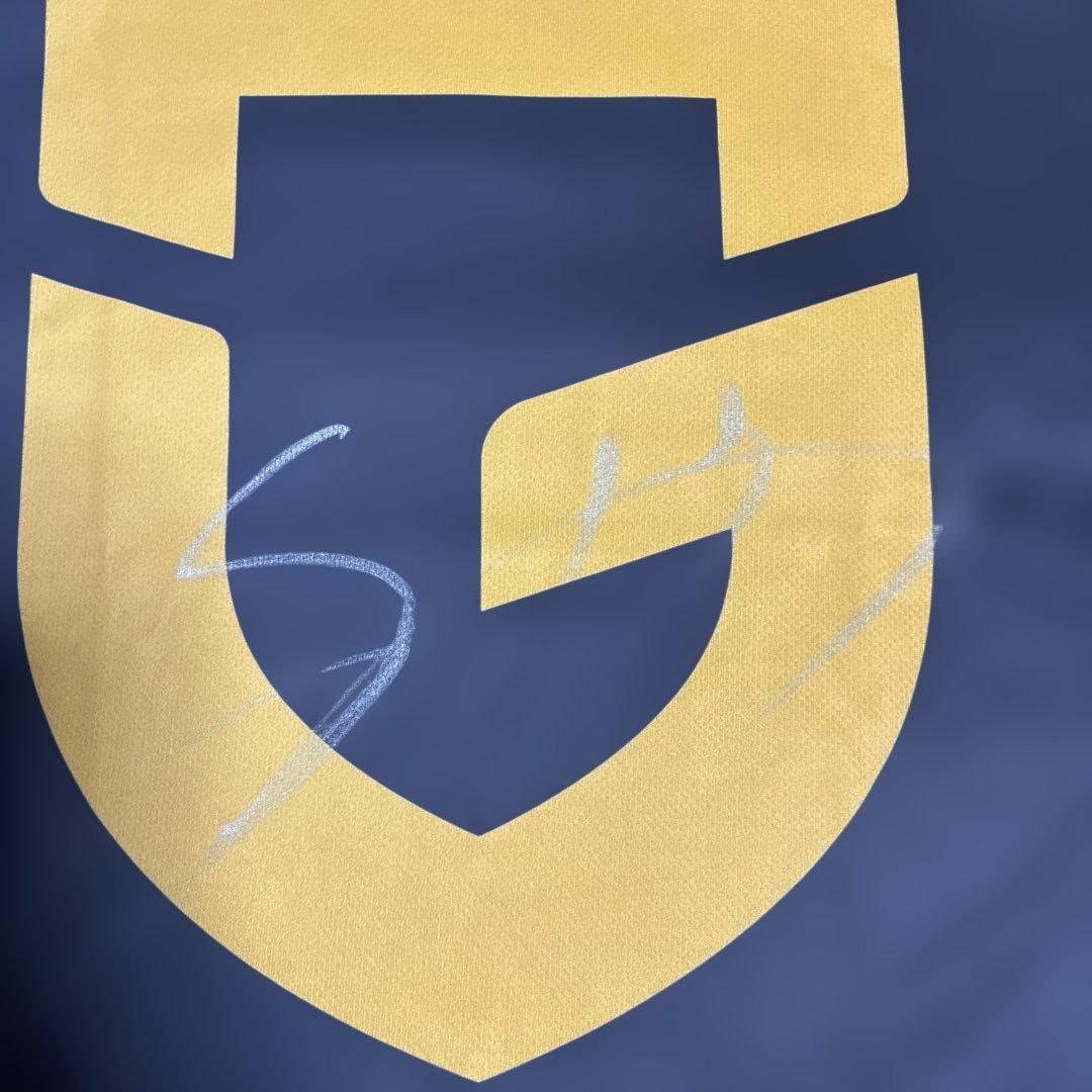 ガンバサイン入りユニフォーム