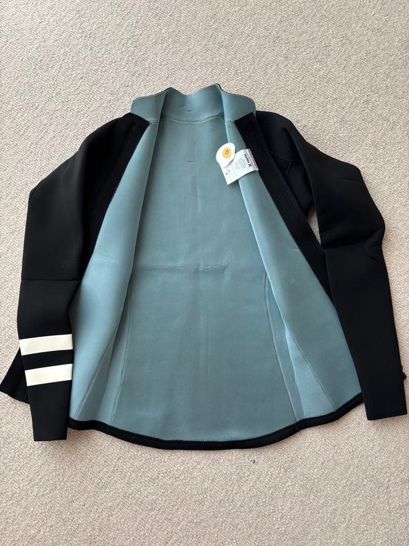 Hurley ブラックタッパー M 1.5