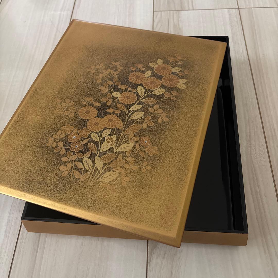 特選 高級木製漆器 金色 花柄