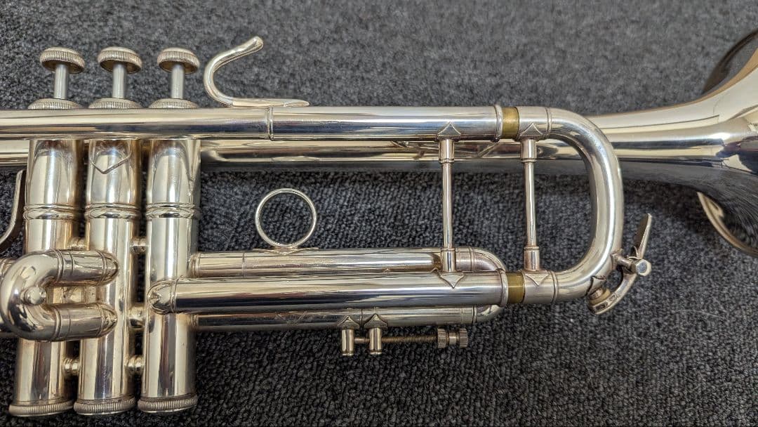 バック　Vincent Bach 180ML37SP Bb トランペット