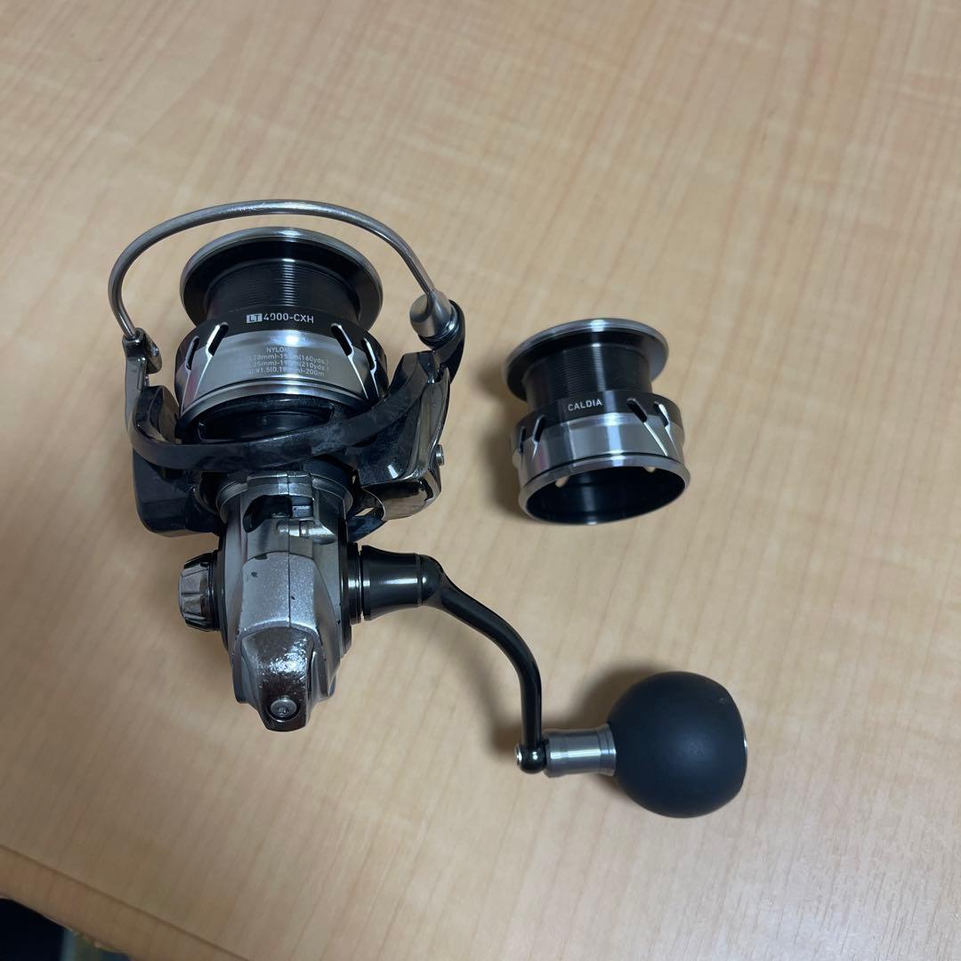 リール Cadia Lt4000CXH