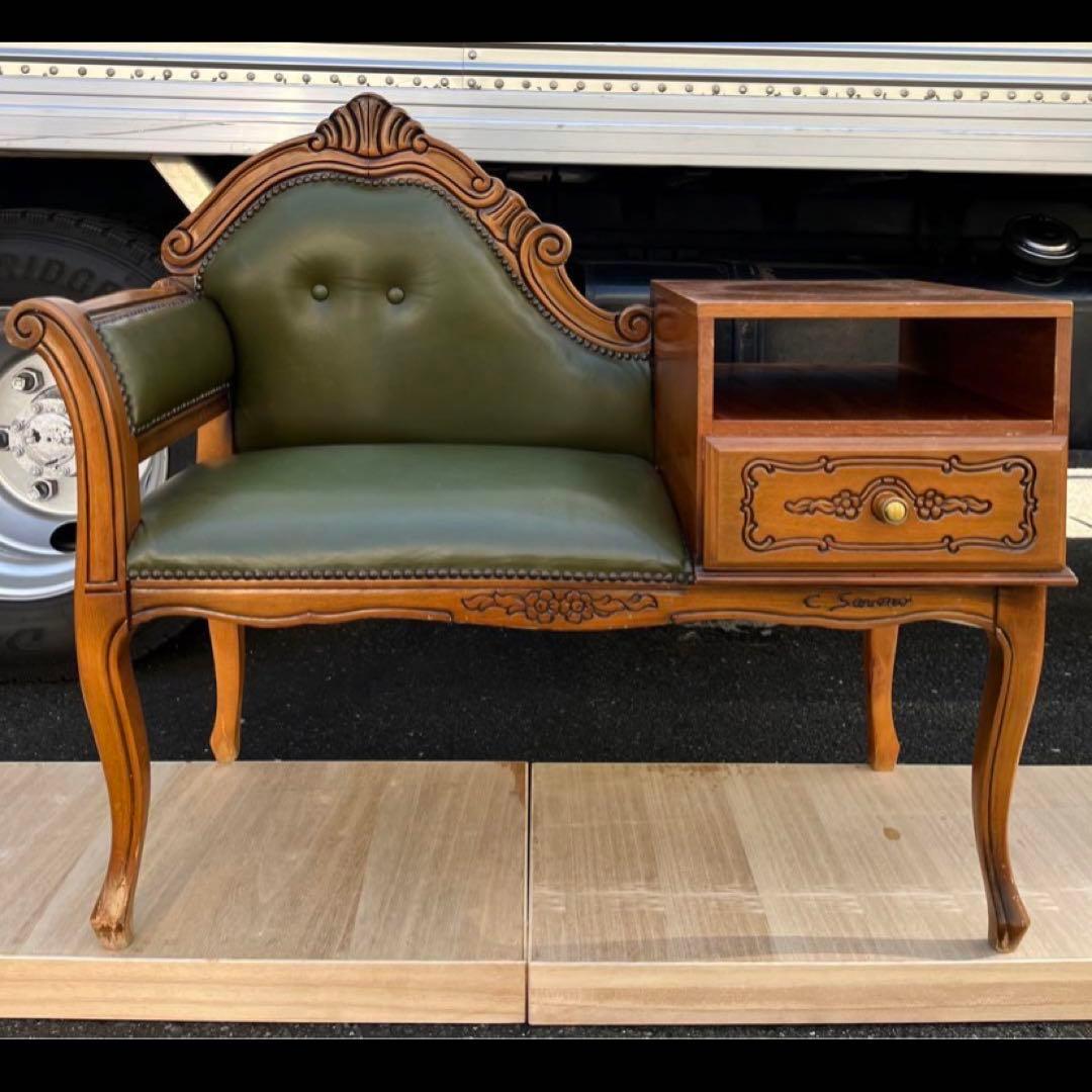 イタリア　ロココ様式　テレフォンベンチ　猫脚