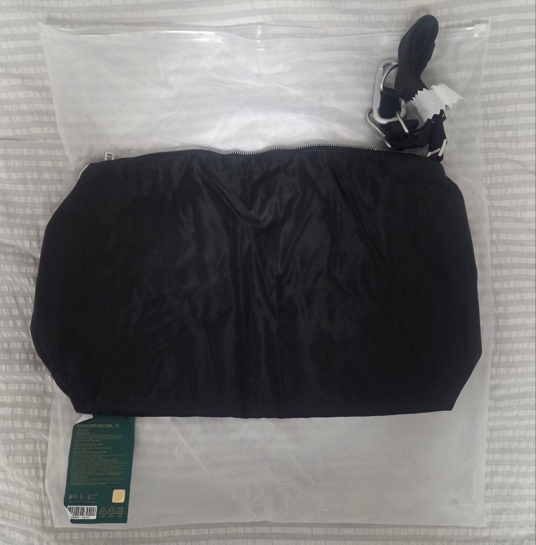 トレカ付 BTS JUNGKOOK ジョングク GOLDEN ショルダーバッグ