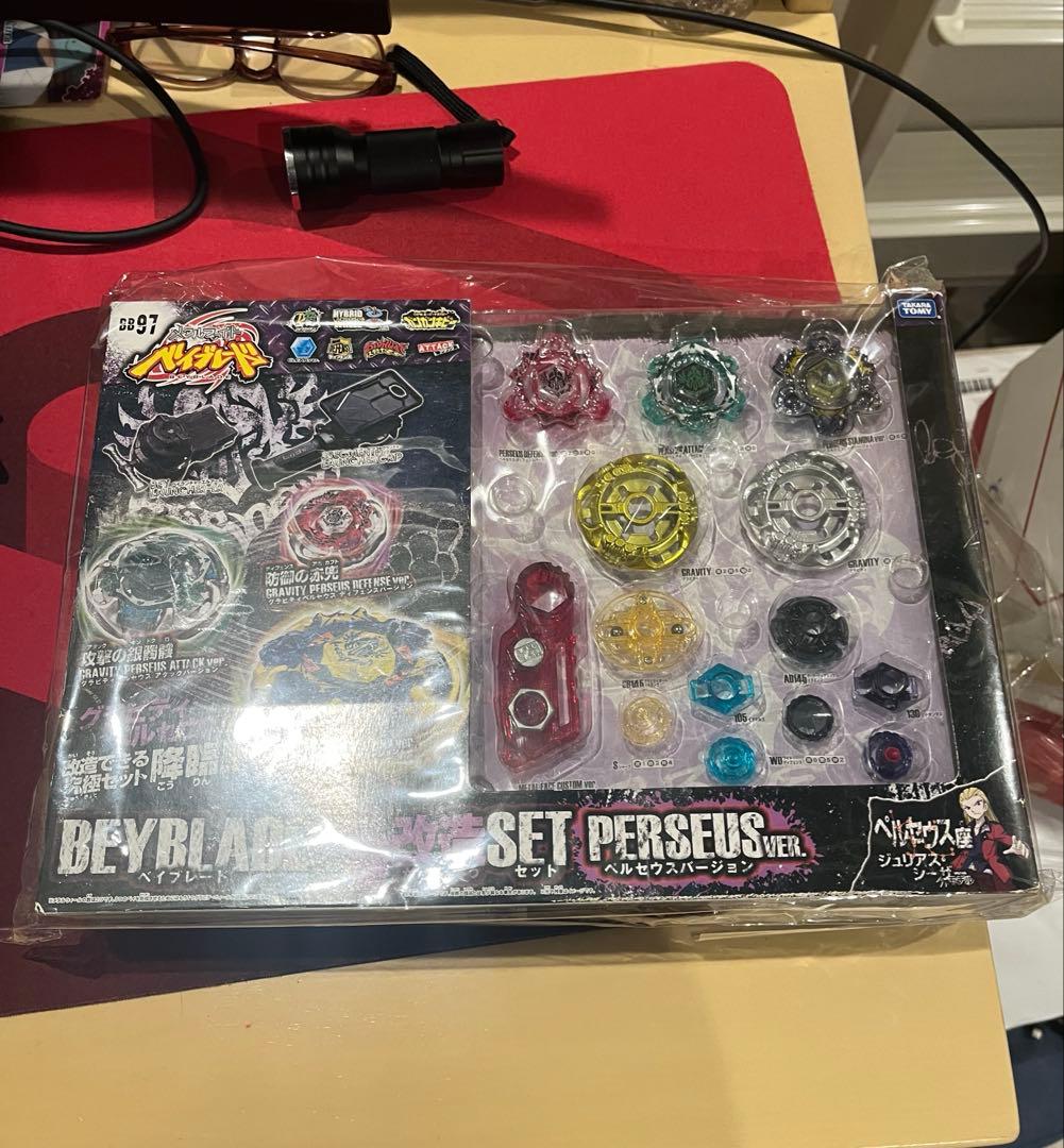 究極改造セット　ペルセウスバージョン　メタルファイトベイブレード　未開封