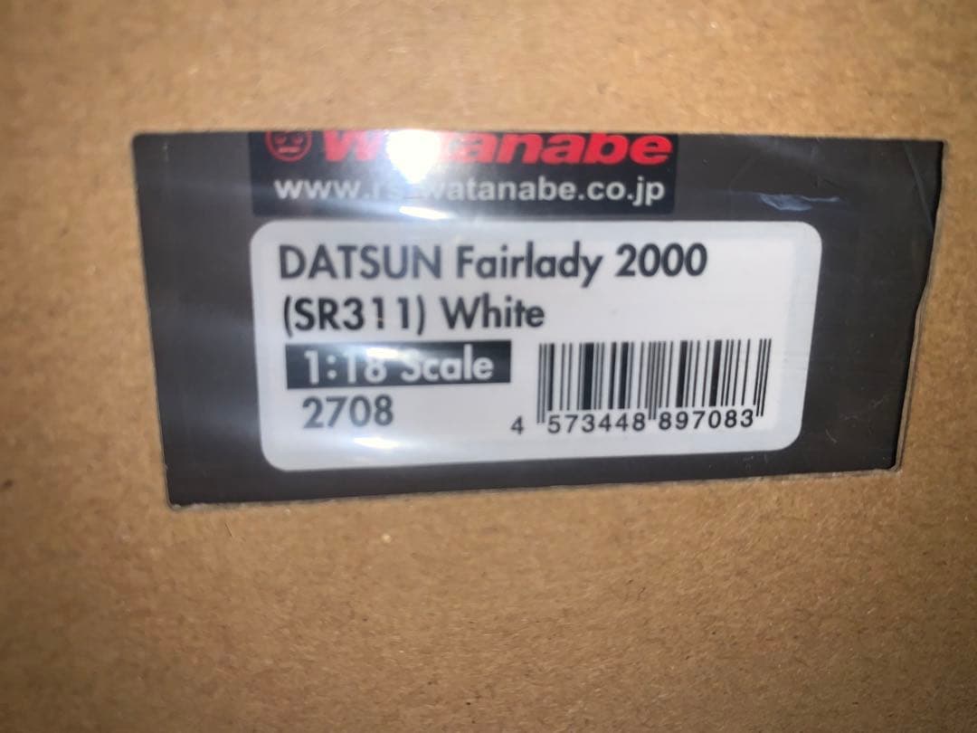 イグニッションモデル 1/18 ダットサンフェアレディ2000(エンジン付き)