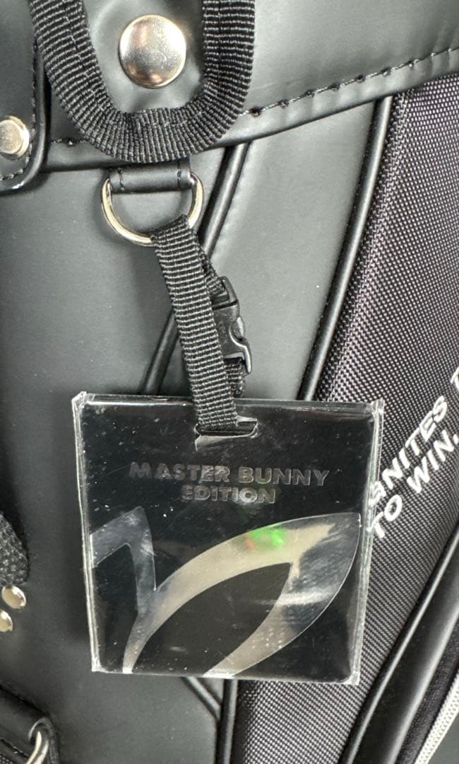 MASTER BUNNY ブラックシルバーロゴ洗練された細身デザイン特典付き