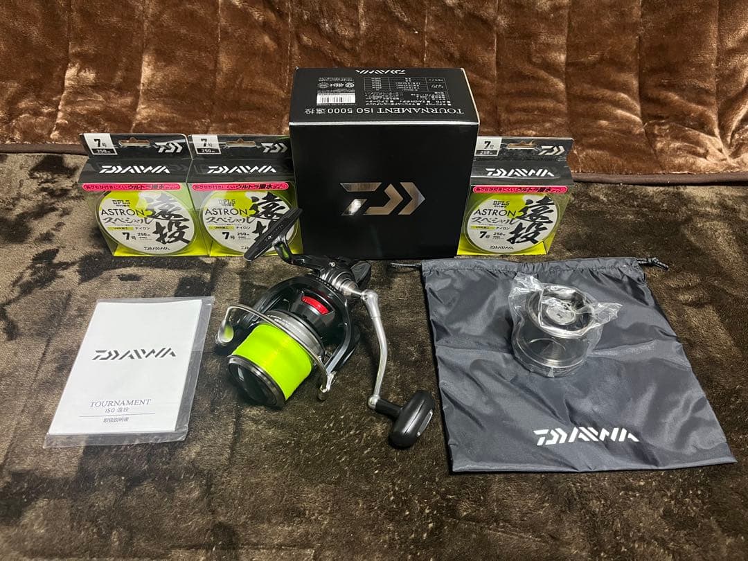 【zxcvbnm】トーナメント ISO 5000遠投 スプール+ライン付属
