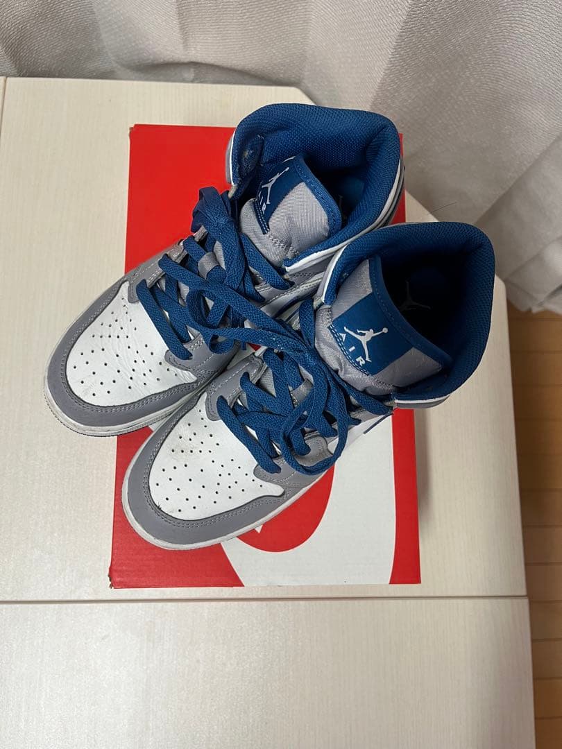 NIKE スニーカー　ジョーダン