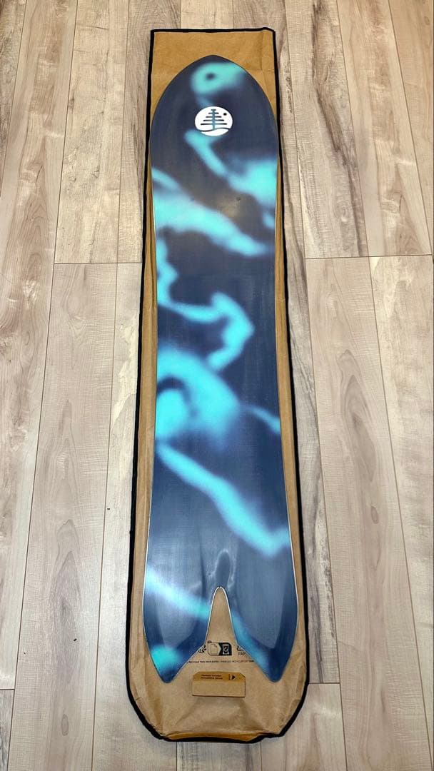 新品Burtonファミリーツ リー3DチャンネルサーファーFat Top 156