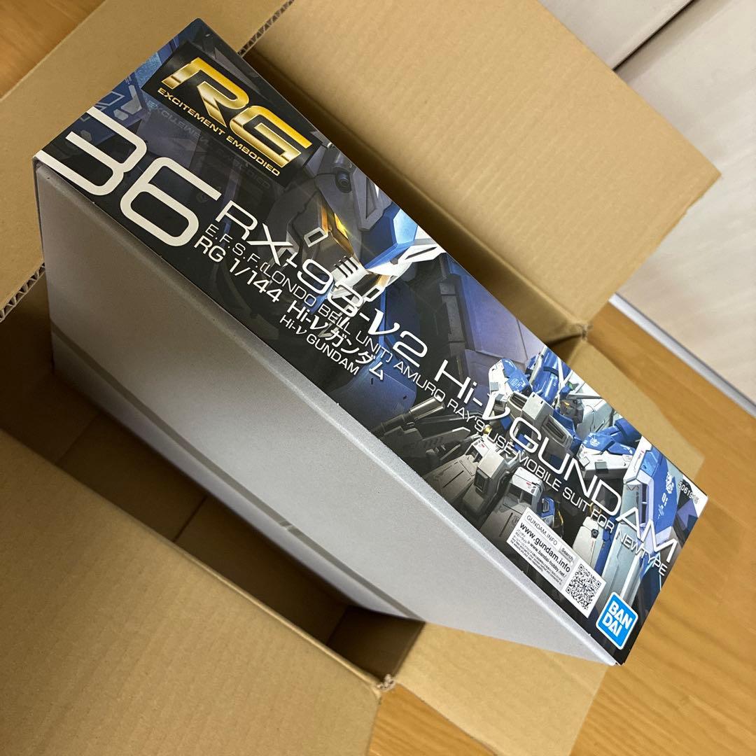 土日発送　バンダイ BANDAI RG 1/144 Hi-νガンダム