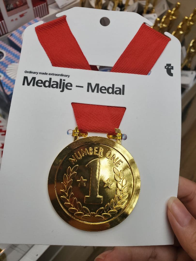メダル - NUMBER ONE