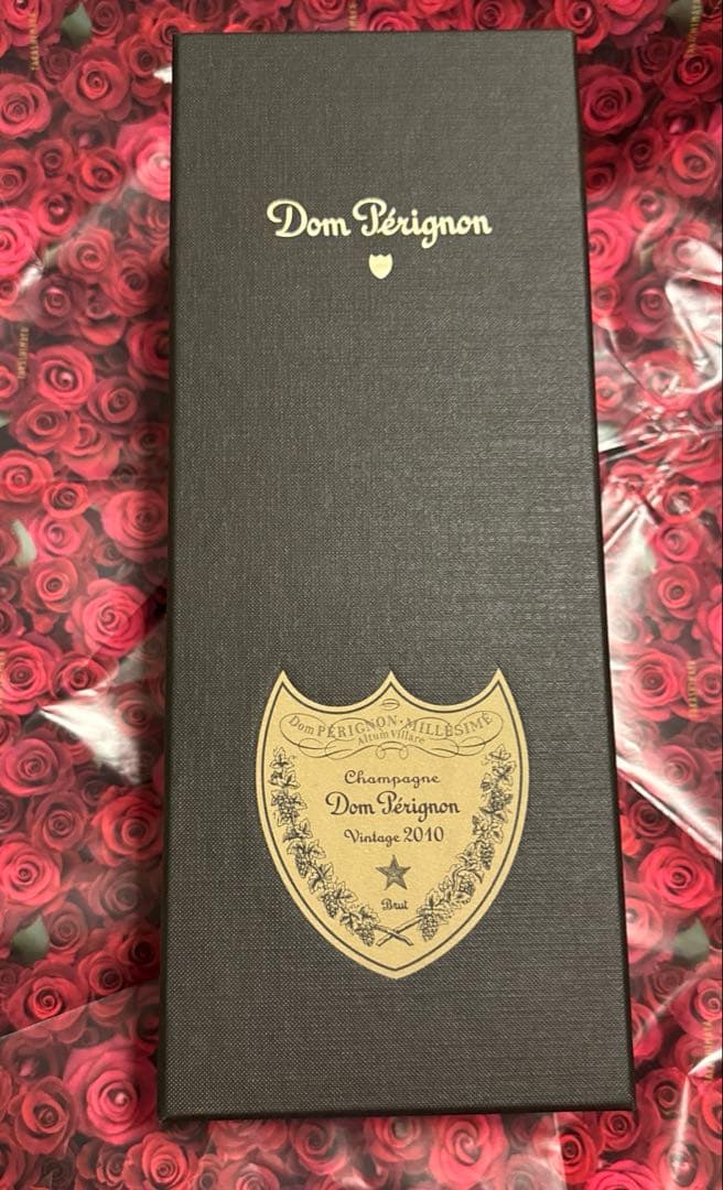 ドンペリニヨン ヴィンテージ 2010新品 箱付き撮影のために開封いたしました