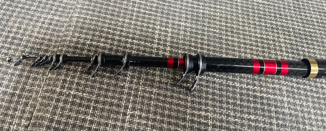 【美品】がまかつ がま磯 マスターモデル2 尾長 MH-50 バランサー付