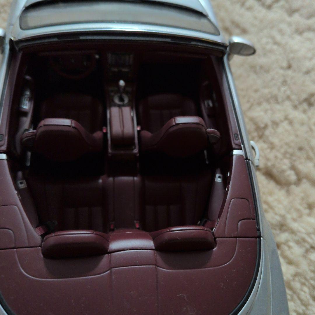 【値下げ】ベントレー コンバーチブル ミニカー シルバー