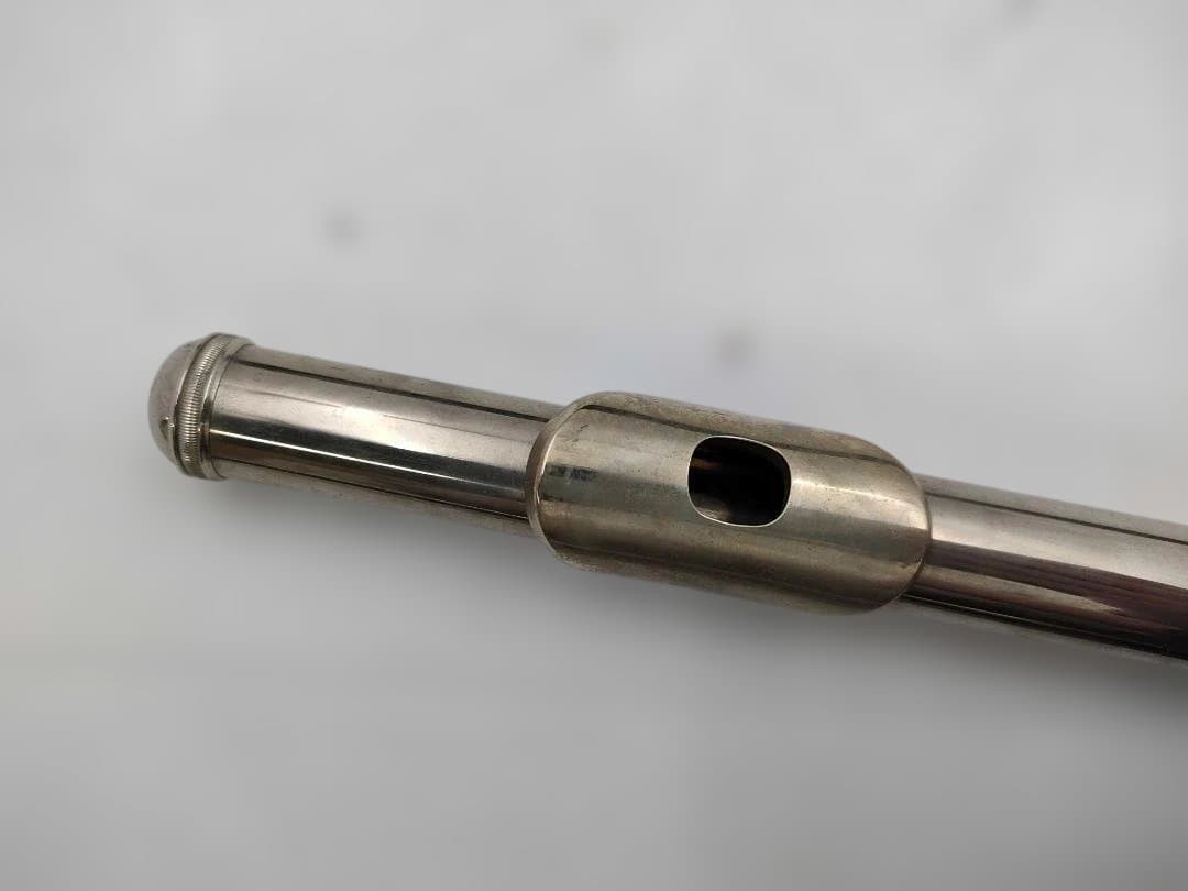 ヤマハ YAMAHA フルート YFL-23 シルバー 16キー ケース付き