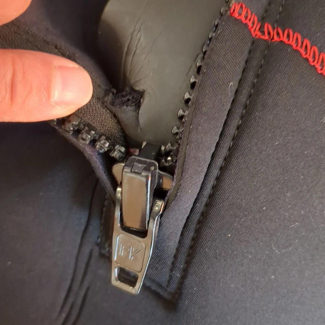 【Mサイズ】mazume x AIMS ウェットスーツ 3点セット