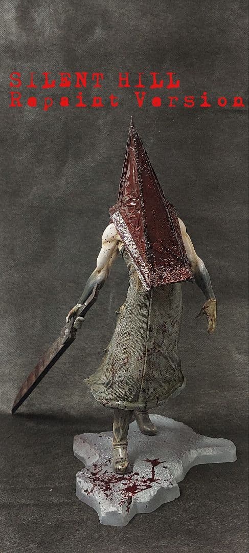 サイレントヒル２　レッドピラミッドシング　フルリペイント塗装！！　景品フィギュア