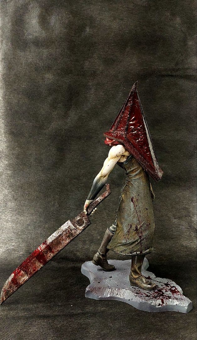 サイレントヒル２　レッドピラミッドシング　フルリペイント塗装！！　景品フィギュア