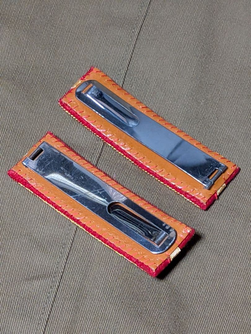 日本軍　陸軍　将校　大尉　肩章　高級レプリカ　本革使用　未使用
