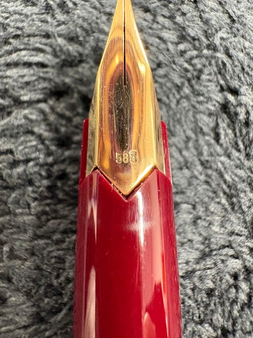 Montblanc 赤 万年筆 専用ボックス付き