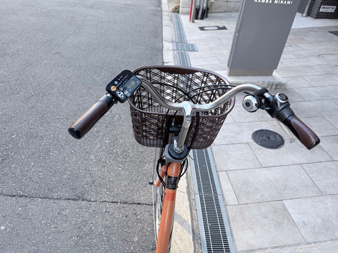 大阪府　パナソニック　オレンジ 電動アシスト自転車 前カゴ付き