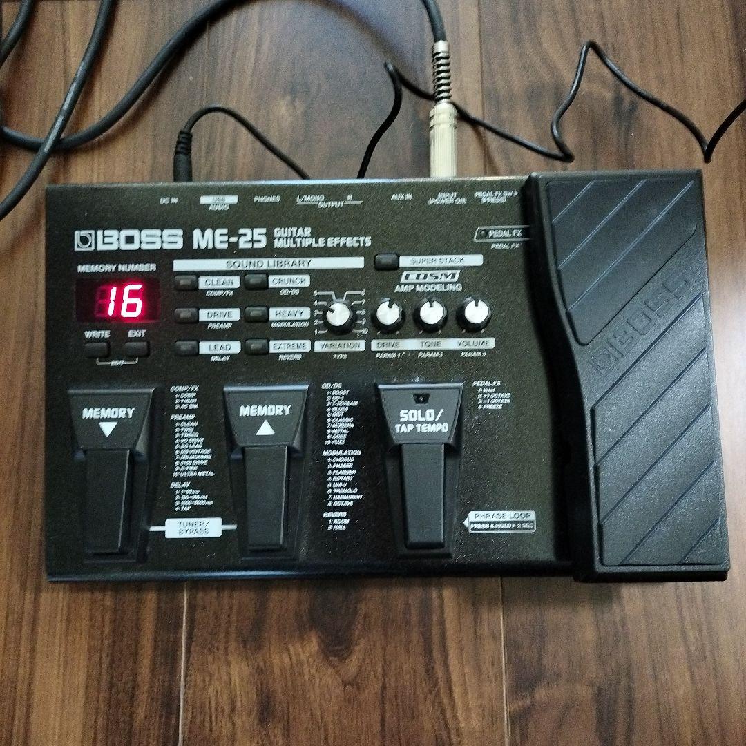 BOSS ME-25 ギターマルチエフェクター ＡＣアダプター付き 通電確認済み