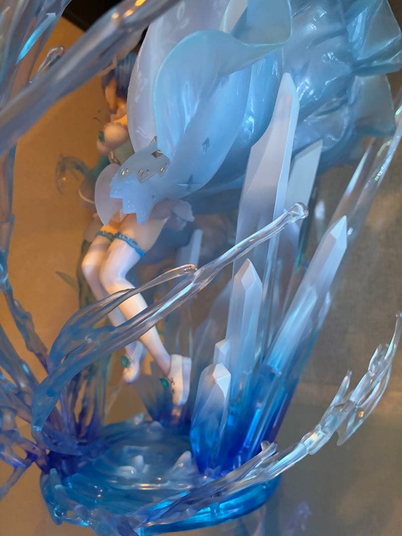 リゼロ　レム　Crystal Dress Ver フィギュア