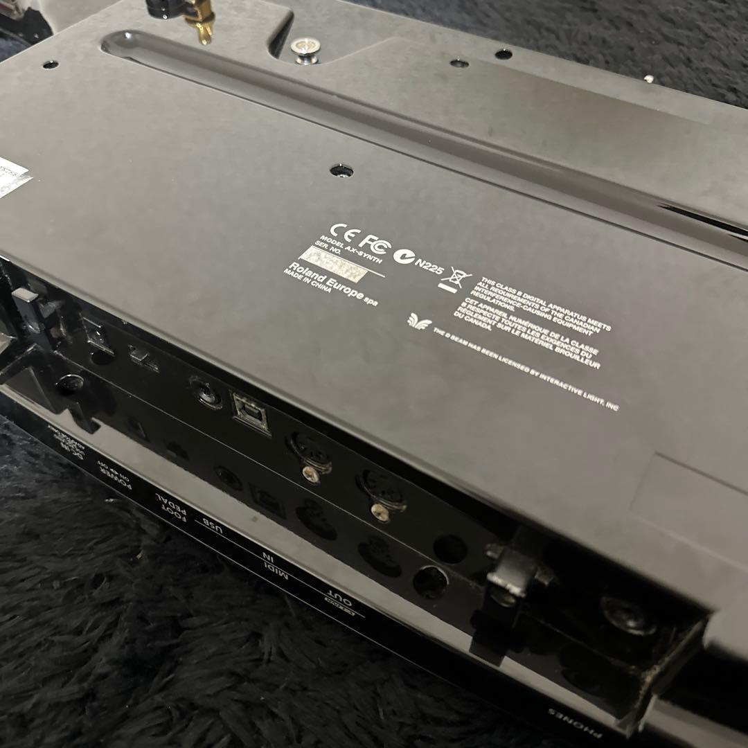 Roland AX-Synth ショルダーシンセサイザー 49鍵盤 ショルキー